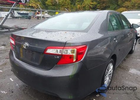 2014 Toyota Camry Le z USA, uszkodzony, nr VIN 4T1BF1FK5EU394015